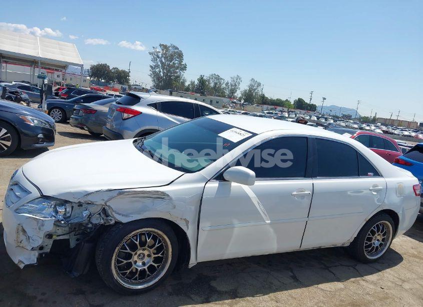 Photo 15 of 2011 Toyota Camry LE (VIN 4T4BF3EK7BR103013)