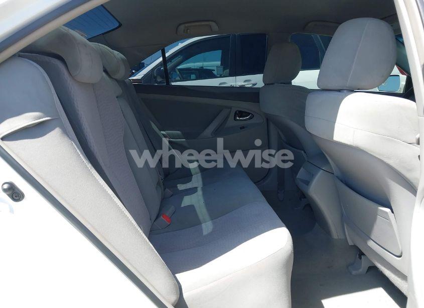 Photo 8 of 2011 Toyota Camry LE (VIN 4T4BF3EK7BR103013)