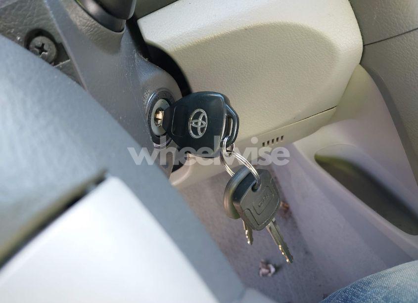 Photo 11 of 2011 Toyota Camry LE (VIN 4T4BF3EK7BR117848)