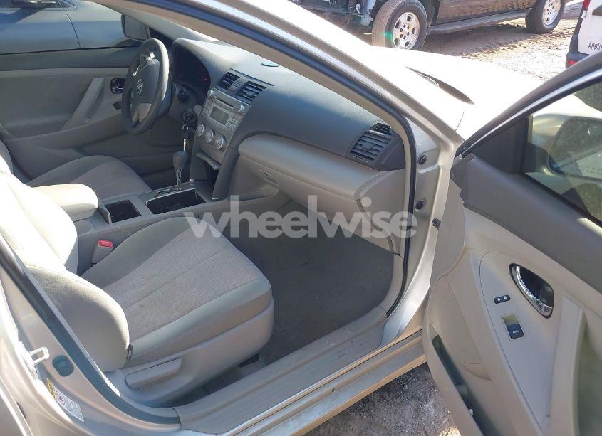 Photo 5 of 2011 Toyota Camry LE (VIN 4T4BF3EK7BR117848)