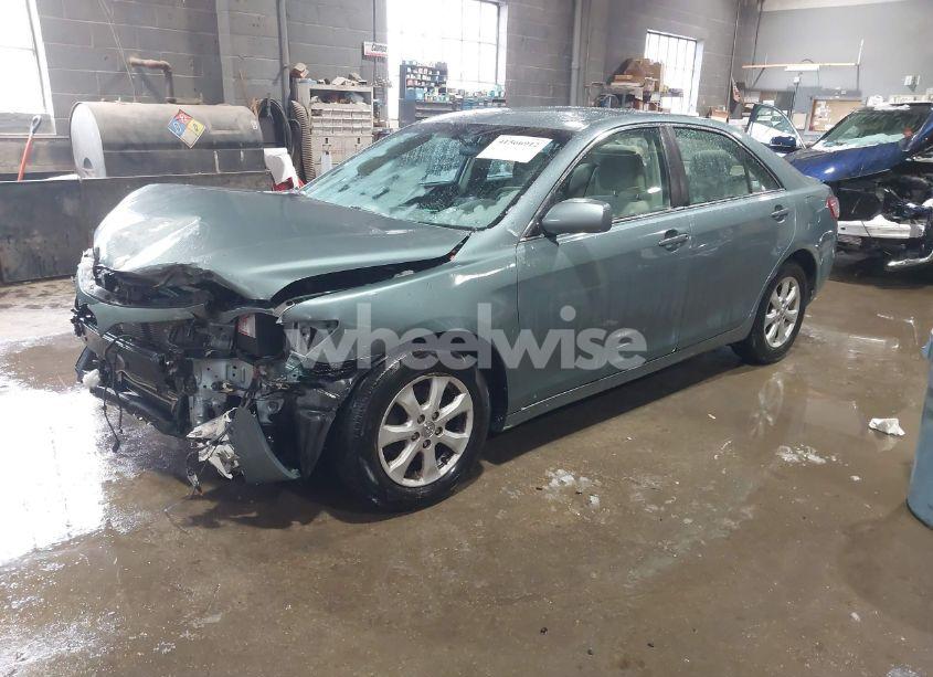 Photo 2 of 2011 Toyota Camry LE (VIN 4T4BF3EK7BR126257)