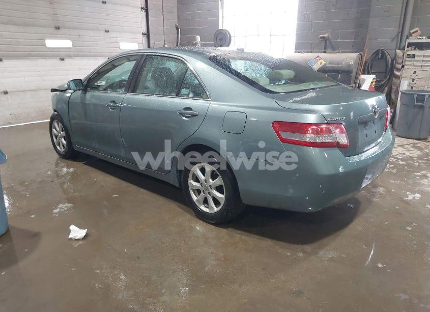 Photo 3 of 2011 Toyota Camry LE (VIN 4T4BF3EK7BR126257)