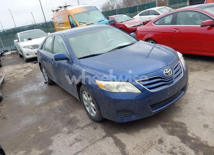 2011 Toyota Camry SE/LE/XLE (VIN 4T4BF3EK7BR140000) main photo