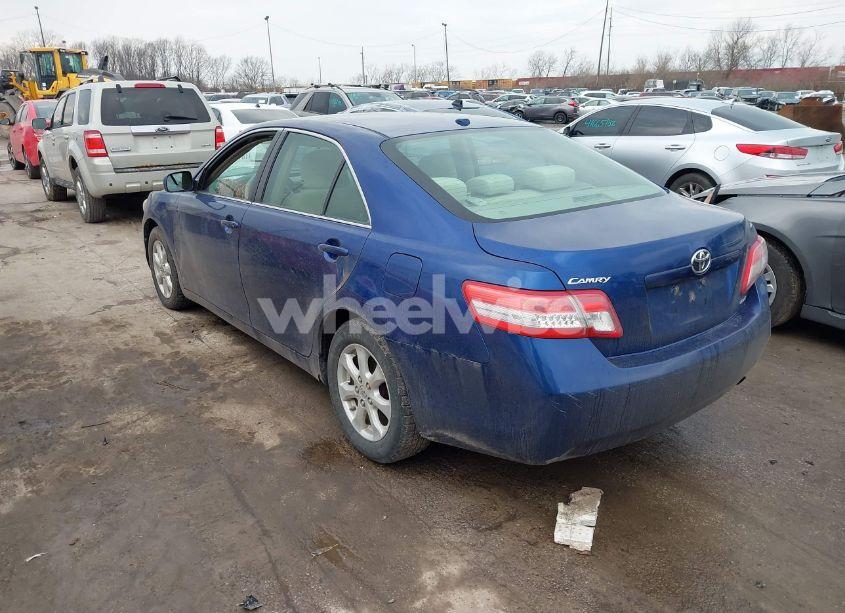 Photo 3 of 2011 Toyota Camry SE/LE/XLE (VIN 4T4BF3EK7BR140000)