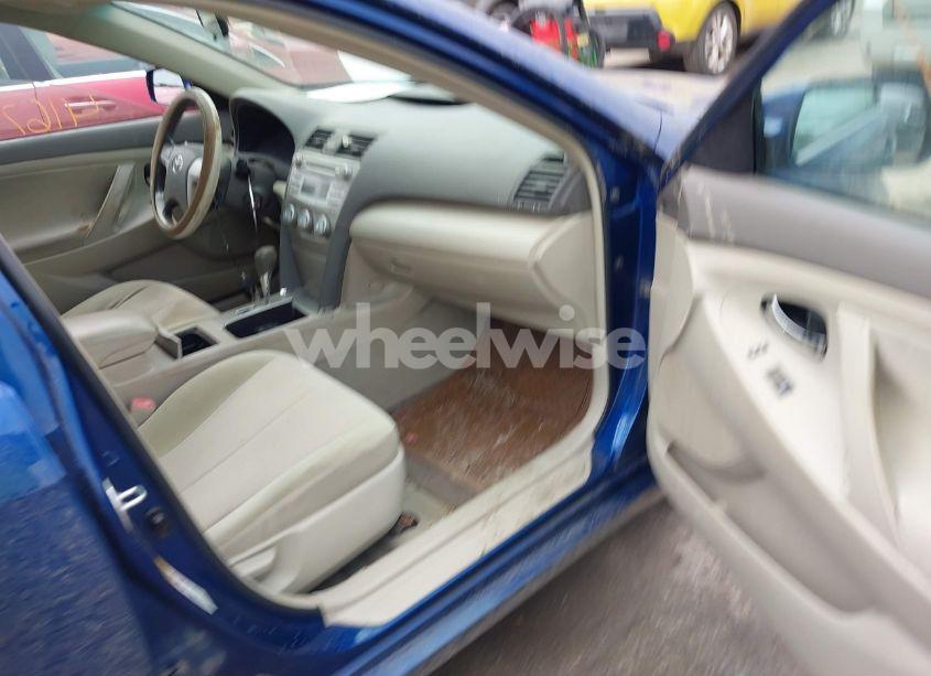 Photo 5 of 2011 Toyota Camry SE/LE/XLE (VIN 4T4BF3EK7BR140000)