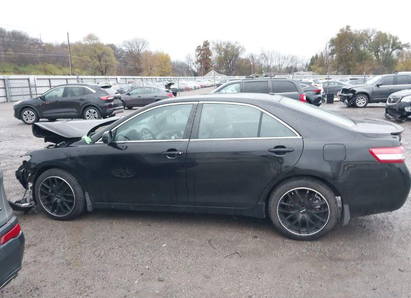 Photo 14 of 2011 Toyota Camry XLE (VIN 4T4BF3EK7BR152745)