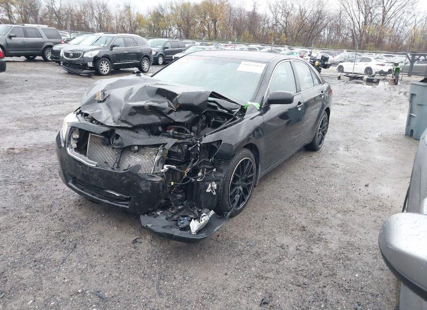 Photo 2 of 2011 Toyota Camry XLE (VIN 4T4BF3EK7BR152745)