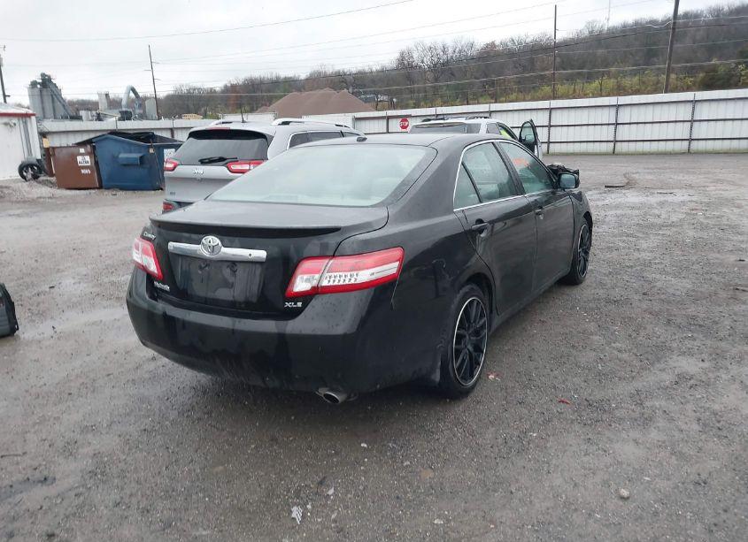 Photo 4 of 2011 Toyota Camry XLE (VIN 4T4BF3EK7BR152745)