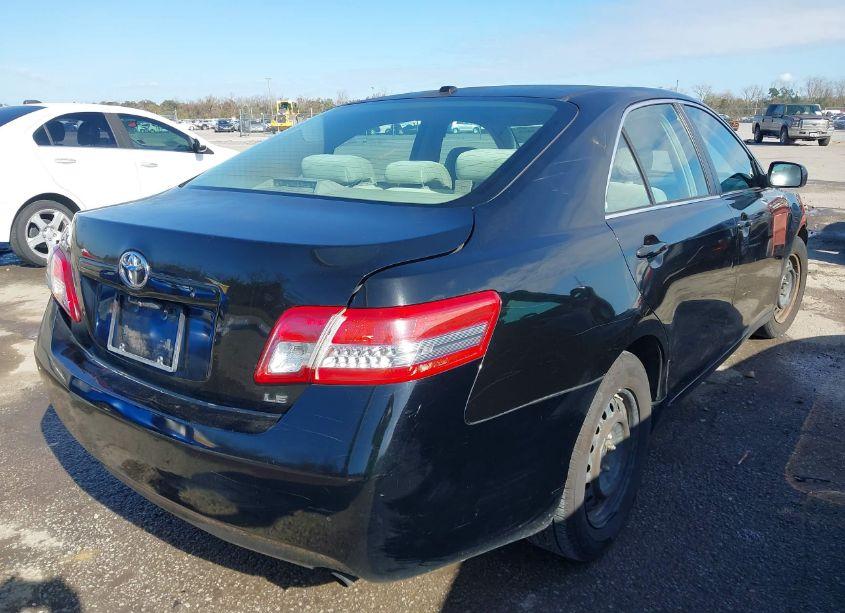 Photo 4 of 2011 Toyota Camry LE (VIN 4T4BF3EK7BR156407)