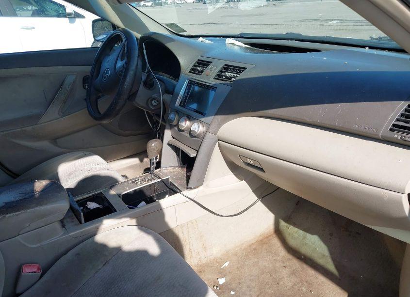 Photo 5 of 2011 Toyota Camry LE (VIN 4T4BF3EK7BR156407)