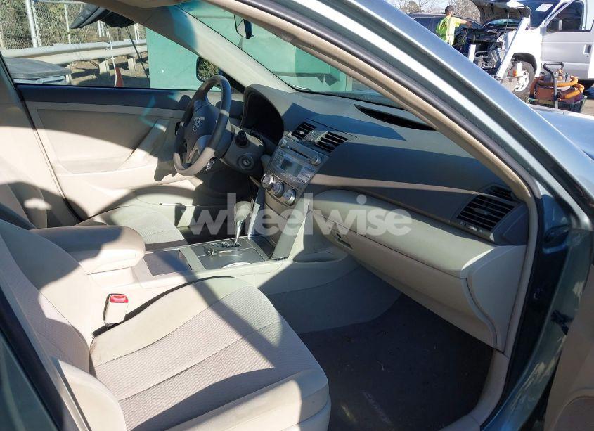 Photo 5 of 2011 Toyota Camry LE (VIN 4T4BF3EK7BR157069)