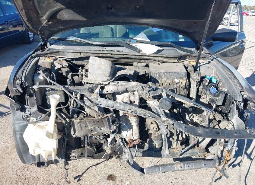 Photo 10 of 2011 Toyota Camry LE (VIN 4T4BF3EK7BR161056)