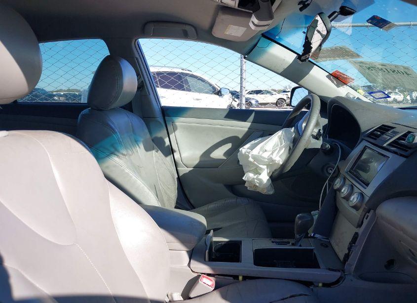 Photo 5 of 2011 Toyota Camry LE (VIN 4T4BF3EK7BR161056)