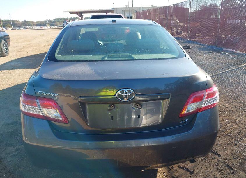 Photo 16 of 2011 Toyota Camry LE (VIN 4T4BF3EK7BR161980)