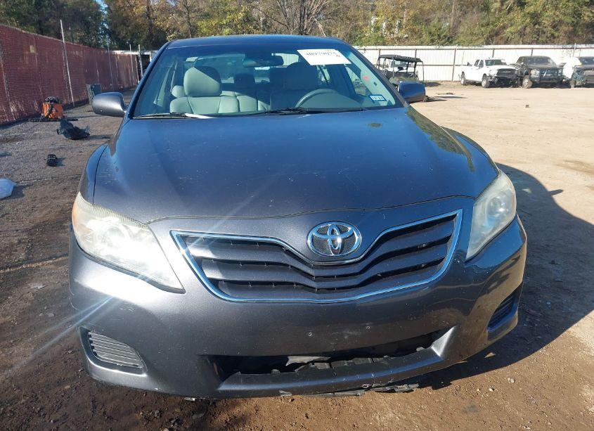 Photo 6 of 2011 Toyota Camry LE (VIN 4T4BF3EK7BR161980)