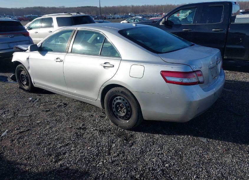 Photo 3 of 2011 Toyota Camry LE (VIN 4T4BF3EK7BR170436)