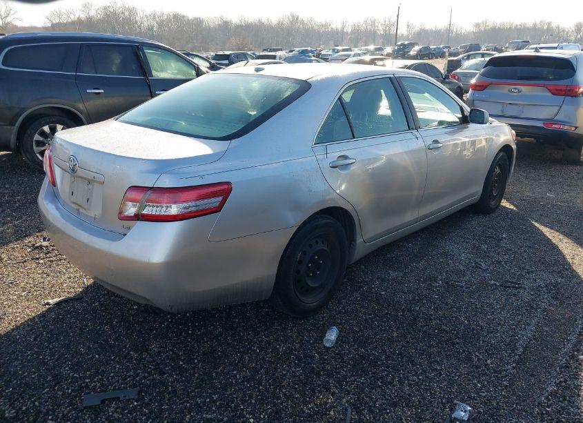 Photo 4 of 2011 Toyota Camry LE (VIN 4T4BF3EK7BR170436)