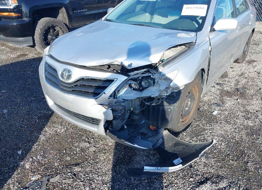 Photo 6 of 2011 Toyota Camry LE (VIN 4T4BF3EK7BR170436)