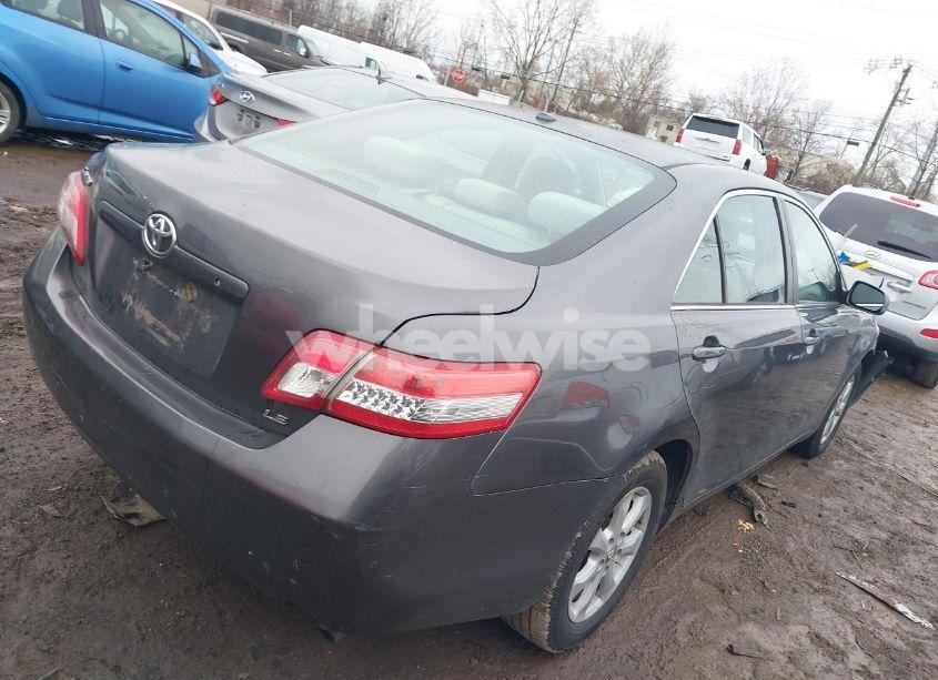 Photo 4 of 2011 Toyota Camry LE (VIN 4T4BF3EK7BR190444)