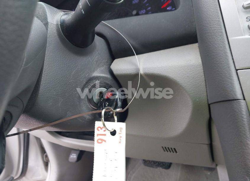 Photo 11 of 2011 Toyota Camry LE (VIN 4T4BF3EK7BR190833)