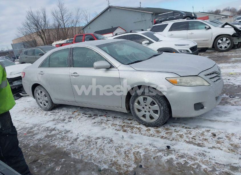Photo 13 of 2011 Toyota Camry LE (VIN 4T4BF3EK7BR190833)
