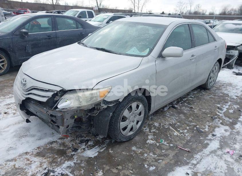 Photo 2 of 2011 Toyota Camry LE (VIN 4T4BF3EK7BR190833)