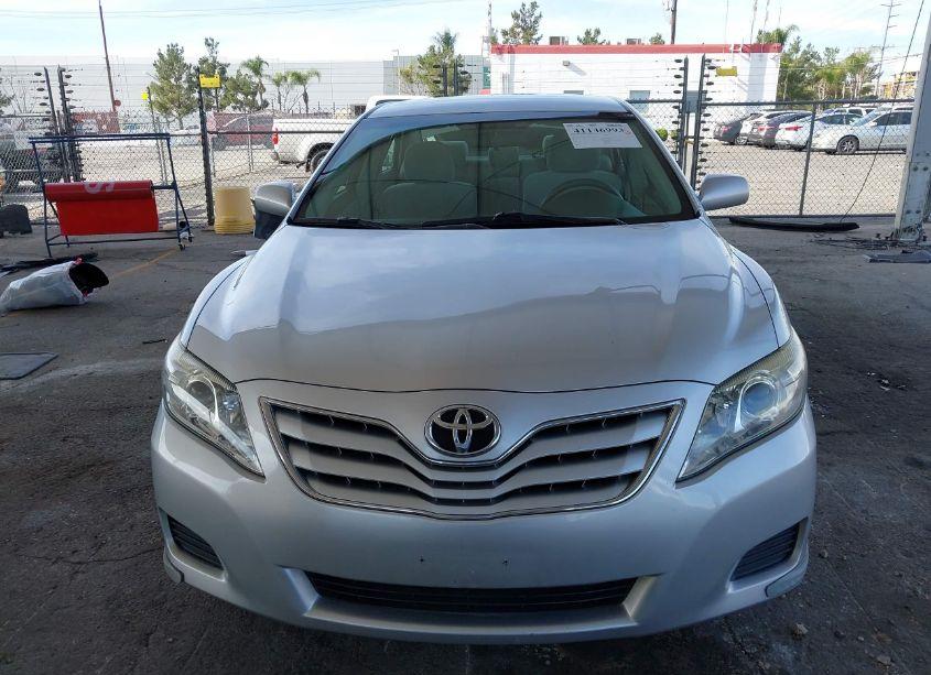 Photo 13 of 2011 Toyota Camry LE (VIN 4T4BF3EK7BR210949)