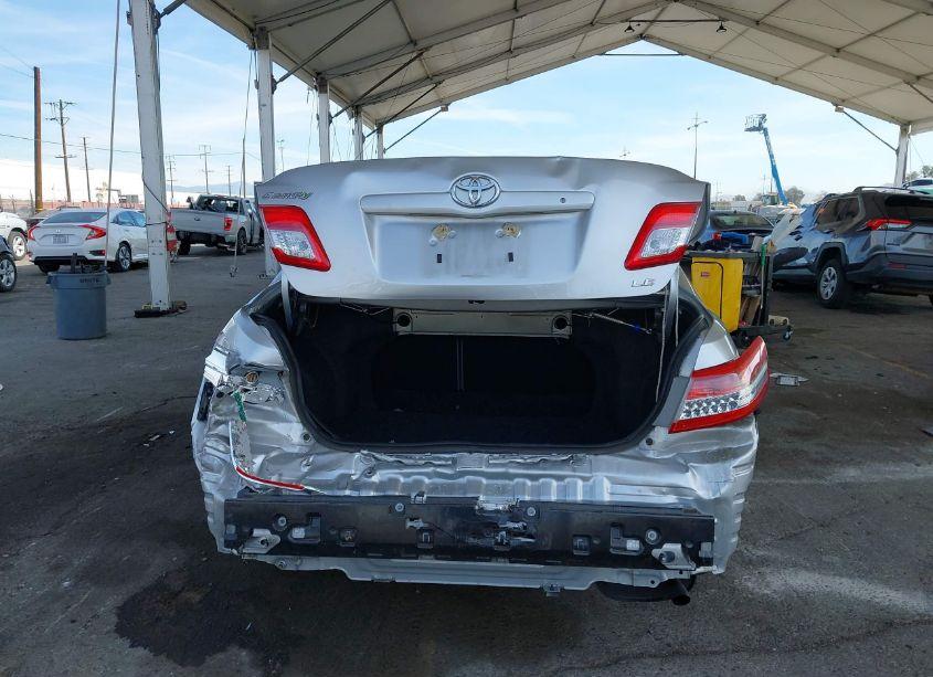 Photo 17 of 2011 Toyota Camry LE (VIN 4T4BF3EK7BR210949)