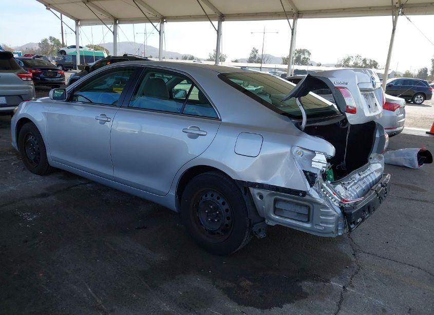 Photo 3 of 2011 Toyota Camry LE (VIN 4T4BF3EK7BR210949)