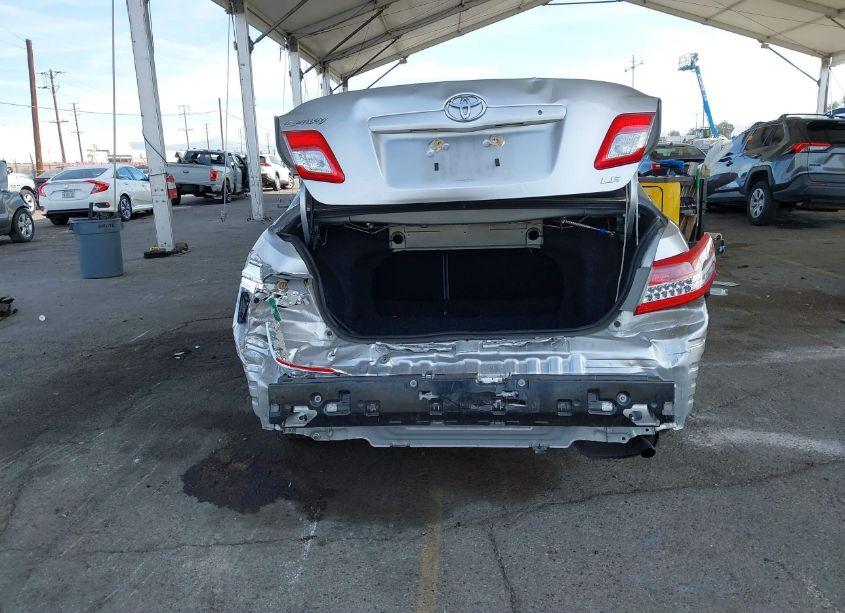 Photo 6 of 2011 Toyota Camry LE (VIN 4T4BF3EK7BR210949)