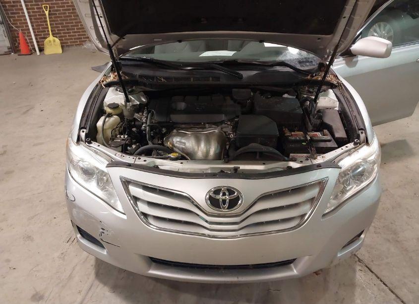 Photo 10 of 2011 Toyota Camry LE (VIN 4T4BF3EK7BR214970)