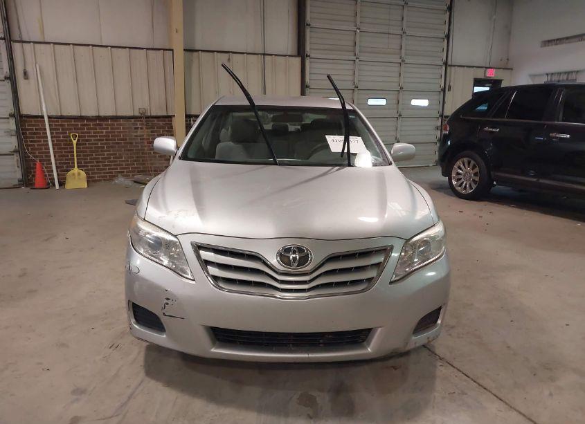 Photo 12 of 2011 Toyota Camry LE (VIN 4T4BF3EK7BR214970)