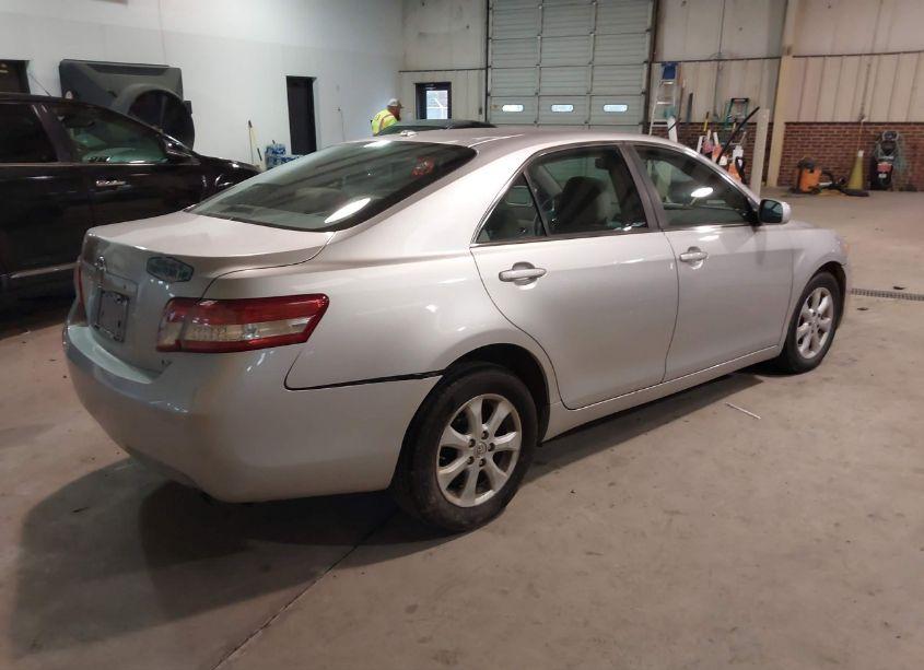 Photo 4 of 2011 Toyota Camry LE (VIN 4T4BF3EK7BR214970)