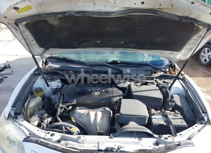 Photo 10 of 2010 Toyota Camry LE (VIN 4T4BF3EK8AR011861)