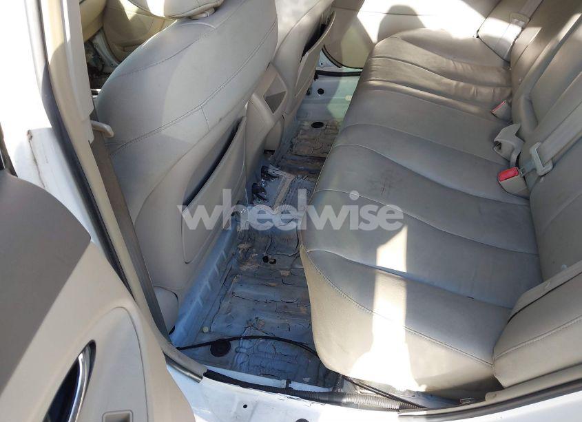 Photo 19 of 2010 Toyota Camry LE (VIN 4T4BF3EK8AR011861)