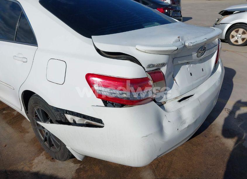Photo 6 of 2010 Toyota Camry LE (VIN 4T4BF3EK8AR011861)