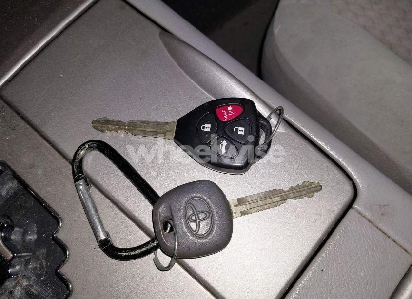 Photo 11 of 2010 Toyota Camry LE (VIN 4T4BF3EK8AR017451)