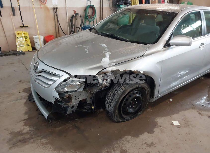 Photo 6 of 2010 Toyota Camry LE (VIN 4T4BF3EK8AR017451)