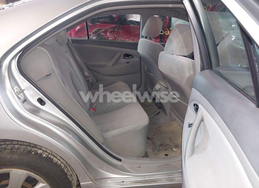 Photo 8 of 2010 Toyota Camry LE (VIN 4T4BF3EK8AR017451)