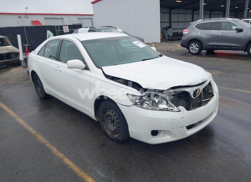 2010 Toyota Camry LE (VIN 4T4BF3EK8AR018891) main photo