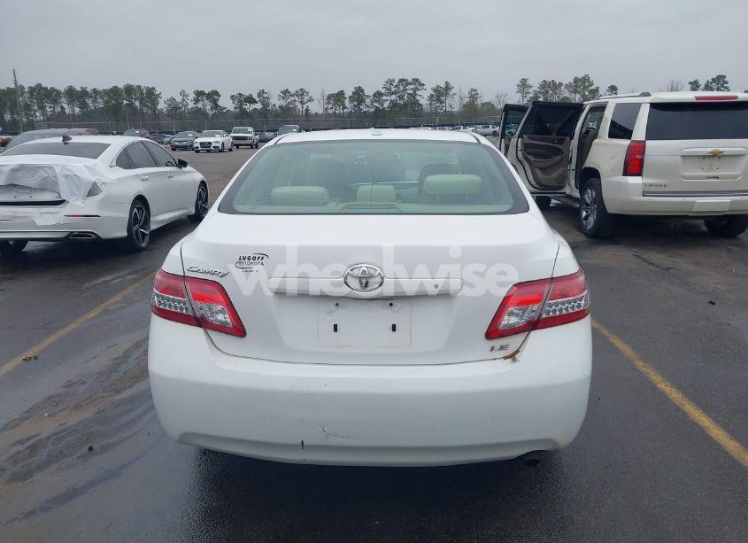 Photo 16 of 2010 Toyota Camry LE (VIN 4T4BF3EK8AR018891)
