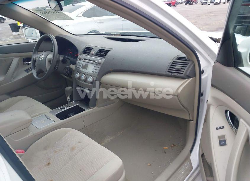 Photo 5 of 2010 Toyota Camry LE (VIN 4T4BF3EK8AR018891)