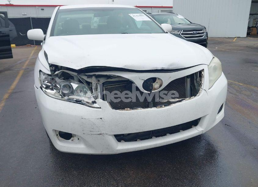 Photo 6 of 2010 Toyota Camry LE (VIN 4T4BF3EK8AR018891)