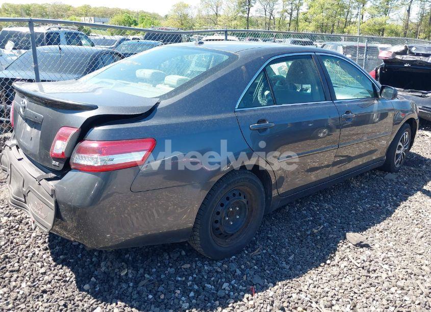 Photo 4 of 2010 Toyota Camry LE (VIN 4T4BF3EK8AR019443)