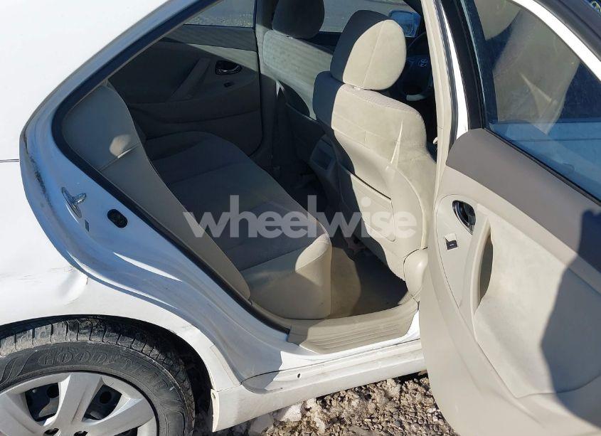 Photo 8 of 2010 Toyota Camry LE (VIN 4T4BF3EK8AR025856)