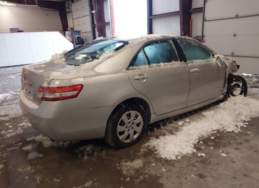 Photo 4 of 2010 Toyota Camry LE (VIN 4T4BF3EK8AR044620)