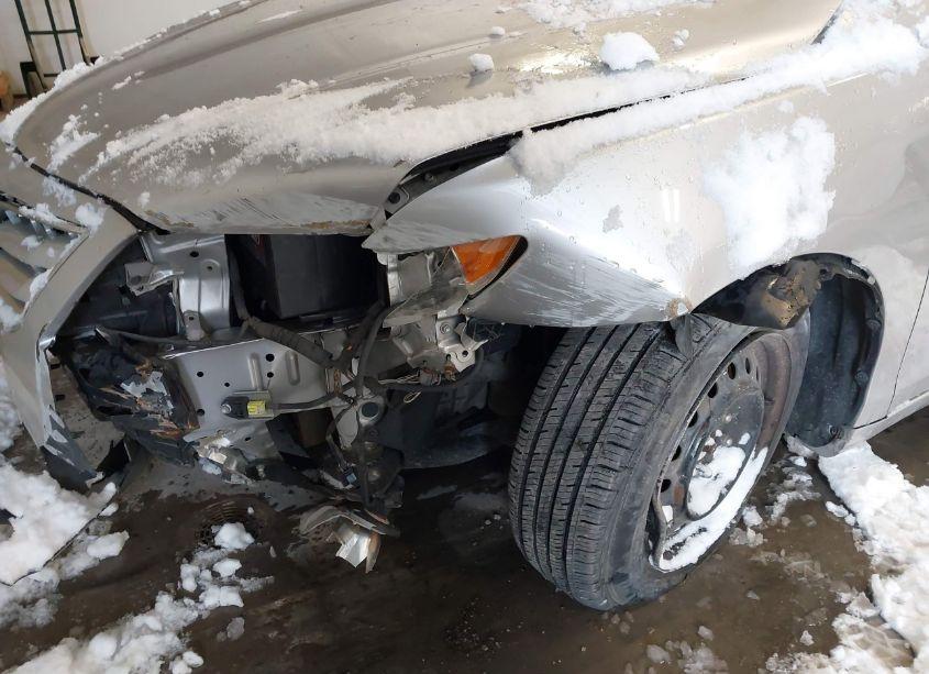 Photo 6 of 2010 Toyota Camry LE (VIN 4T4BF3EK8AR044620)