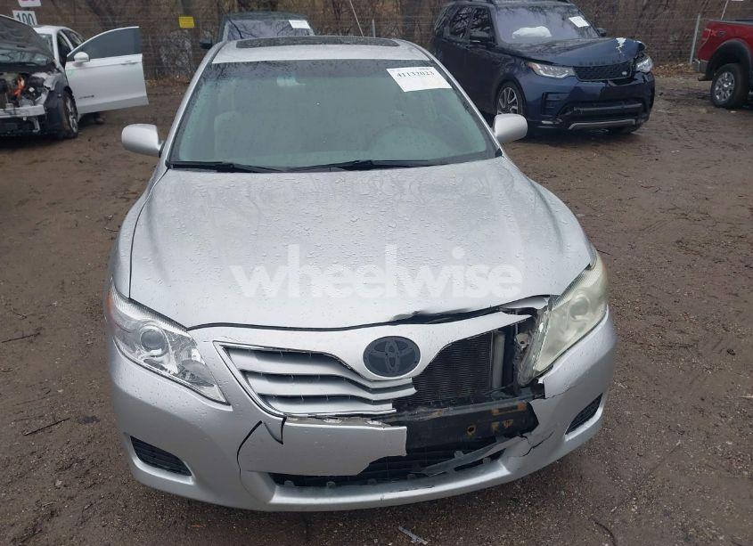 Photo 12 of 2010 Toyota Camry LE (VIN 4T4BF3EK8AR046531)