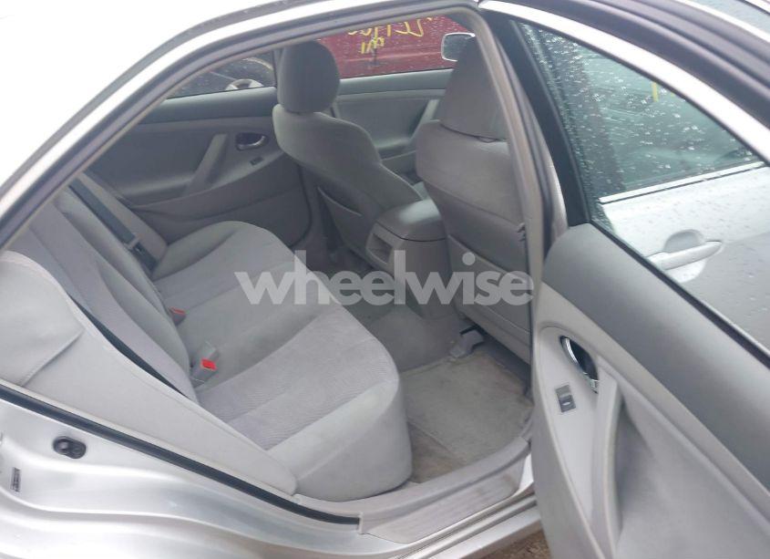 Photo 8 of 2010 Toyota Camry LE (VIN 4T4BF3EK8AR046531)