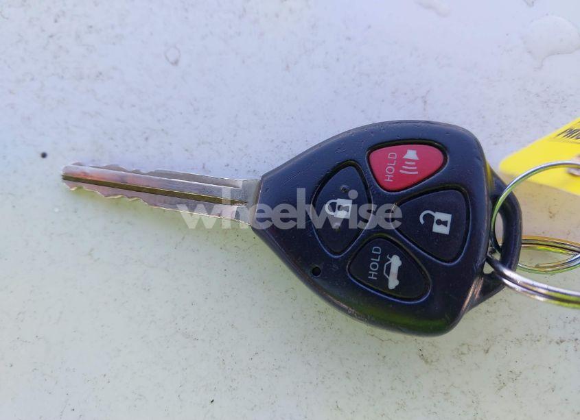 Photo 11 of 2010 Toyota Camry XLE (VIN 4T4BF3EK8AR046903)